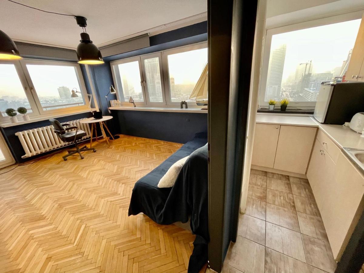 Super Apartament BLUE Ścisłe Centrum Dwie Linie Metra Netflix WiFi 300 Mbs Panorama Miasta Varşovia Exterior foto