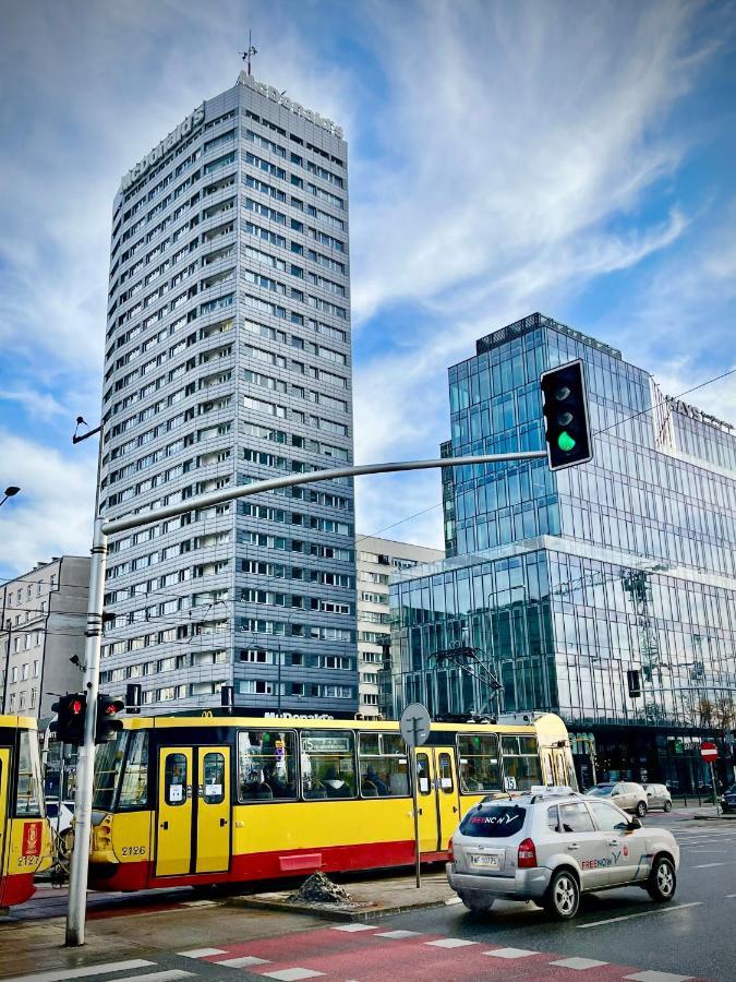 Super Apartament BLUE Ścisłe Centrum Dwie Linie Metra Netflix WiFi 300 Mbs Panorama Miasta Varşovia Exterior foto
