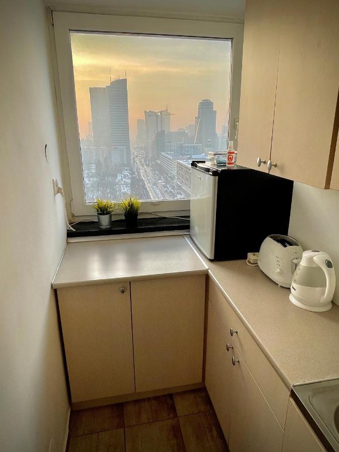 Super Apartament BLUE Ścisłe Centrum Dwie Linie Metra Netflix WiFi 300 Mbs Panorama Miasta Varşovia Exterior foto
