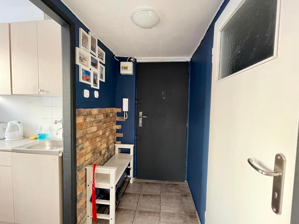 Super Apartament BLUE Ścisłe Centrum Dwie Linie Metra Netflix WiFi 300 Mbs Panorama Miasta Varşovia Exterior foto