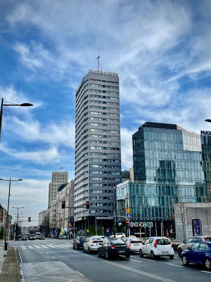 Super Apartament BLUE Ścisłe Centrum Dwie Linie Metra Netflix WiFi 300 Mbs Panorama Miasta Varşovia Exterior foto